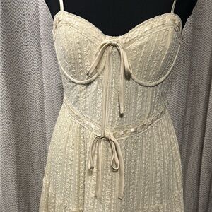Elegant Cream Lace Dress Jessica Simpson large Beautiful!!